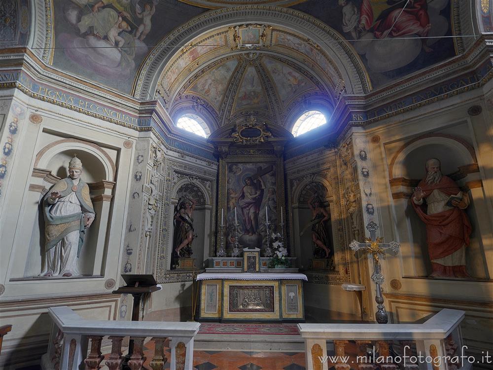Caravaggio (Bergamo, Italy) - Presbytery of the Chapel of the Blessed Sacrament in the Church of the Saints Fermo and Rustico